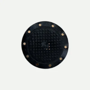 Couvercle noir realise par Plazur Industries