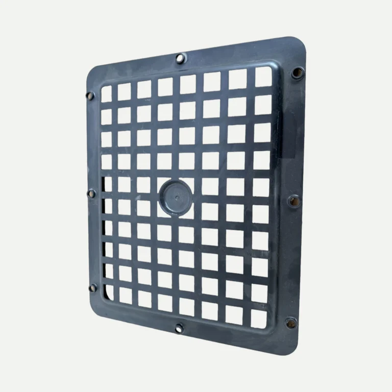 Grille gris realise par Plazur Industries
