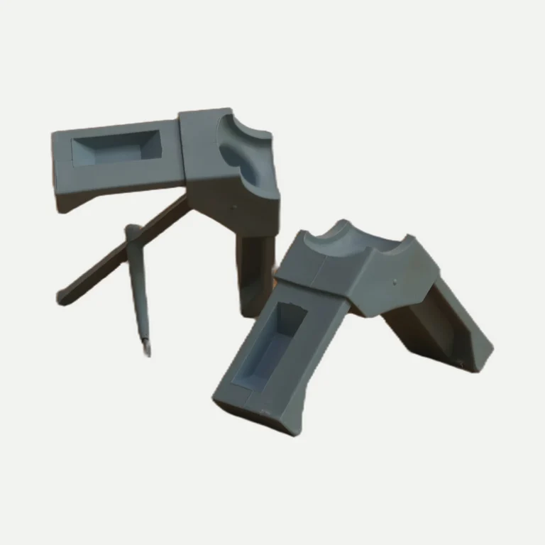 Produit plastique gris realise par Plazur Industries