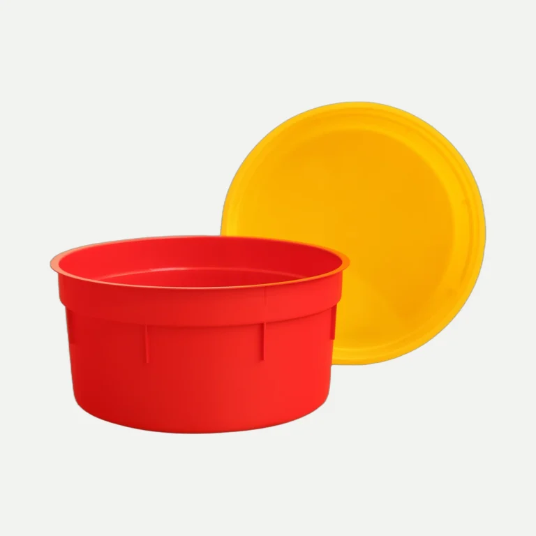 Recipient rouge realise par Plazur Industries