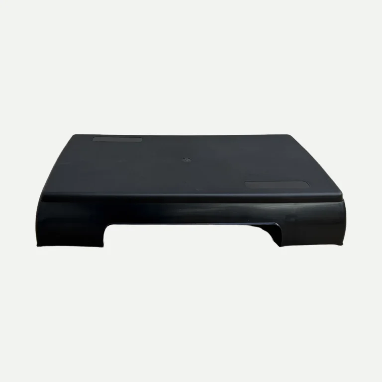 Support noir realise par Plazur Industries