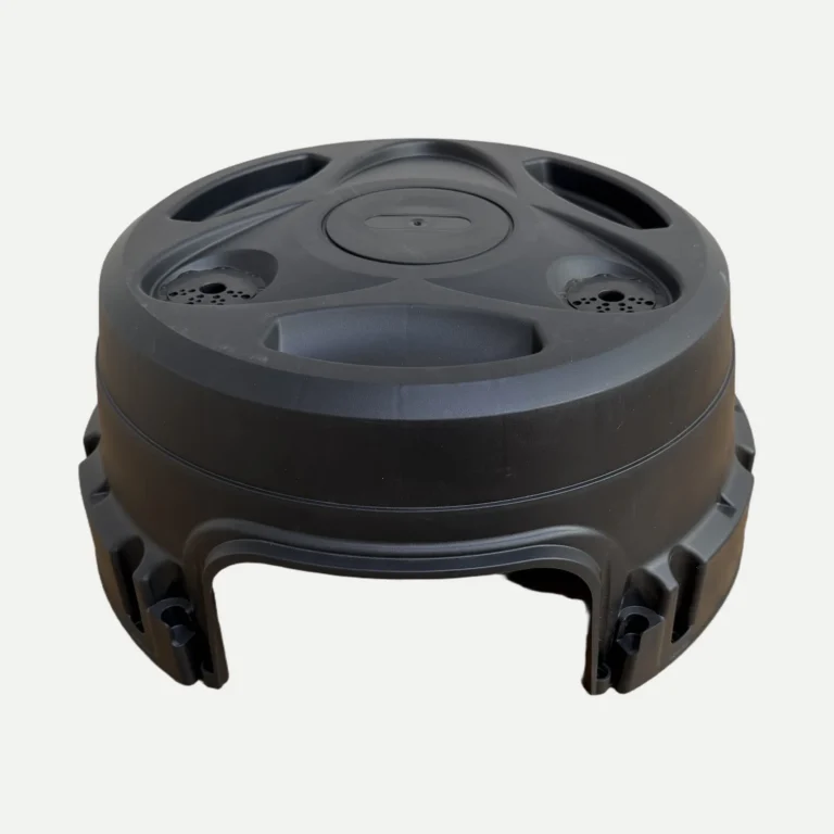 Support noir realise par Plazur Industries